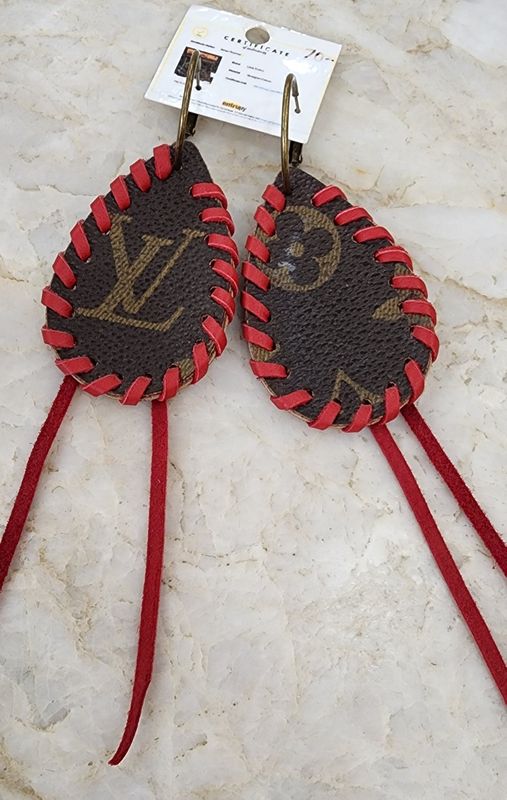 Sandra Ling LV Earrings Teardrop Whip Stitch
