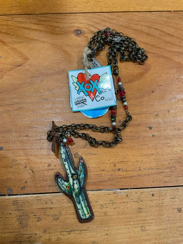 XOXO 1-554 Saguro Cactus Necklace