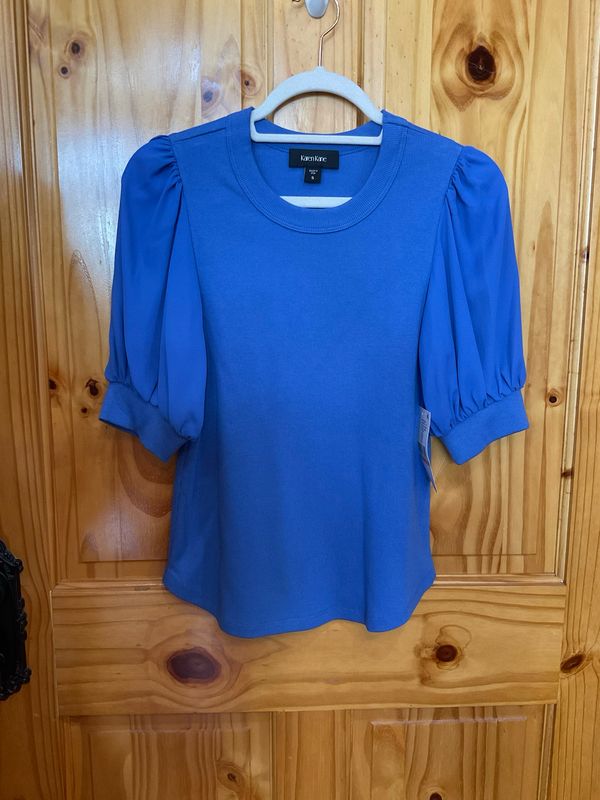 Karen Kane 2L27206 Contrast Shirttail Top-CornBlue