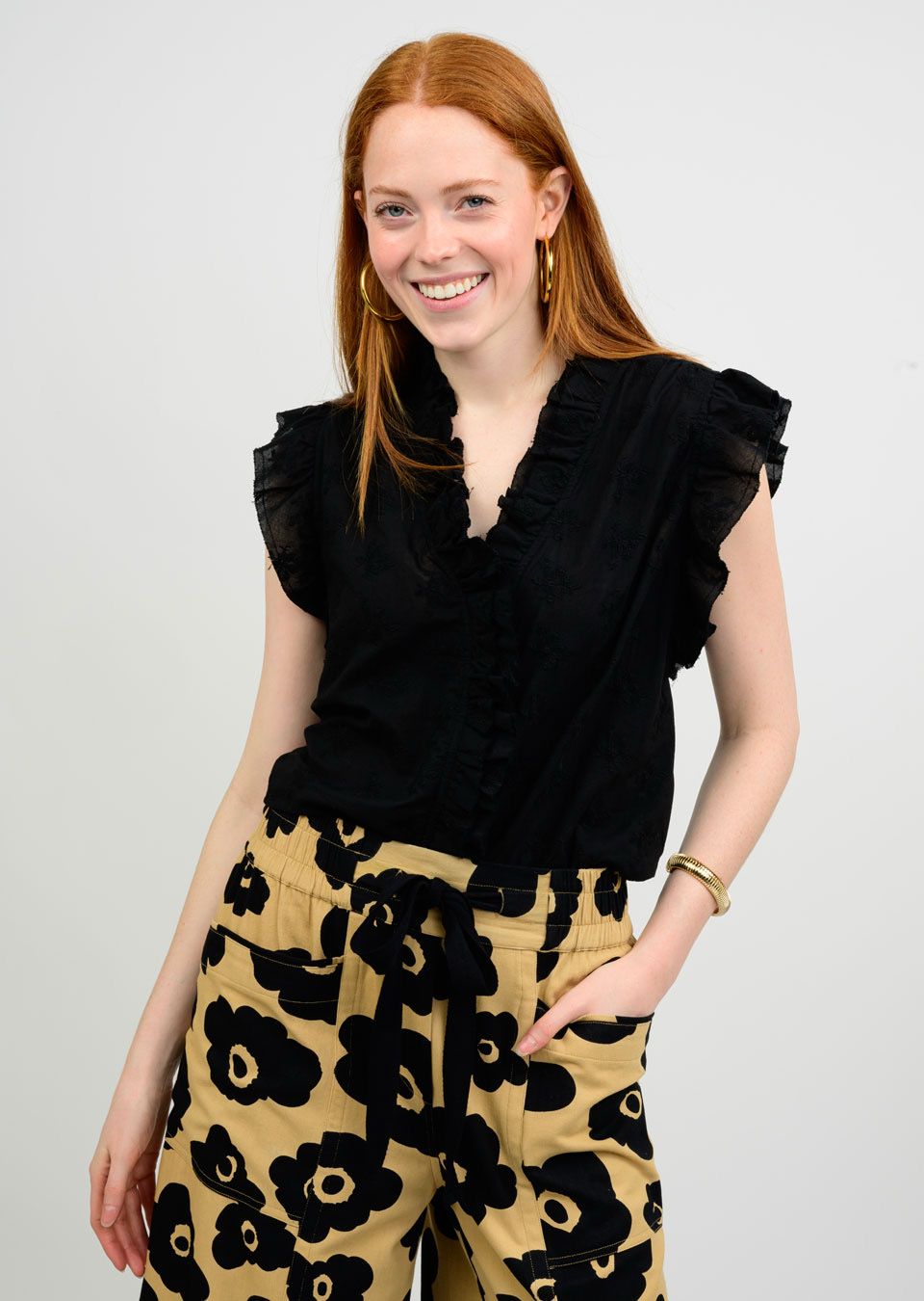 Ivy Jane 621561 Eyelet Ruffled Top-Black