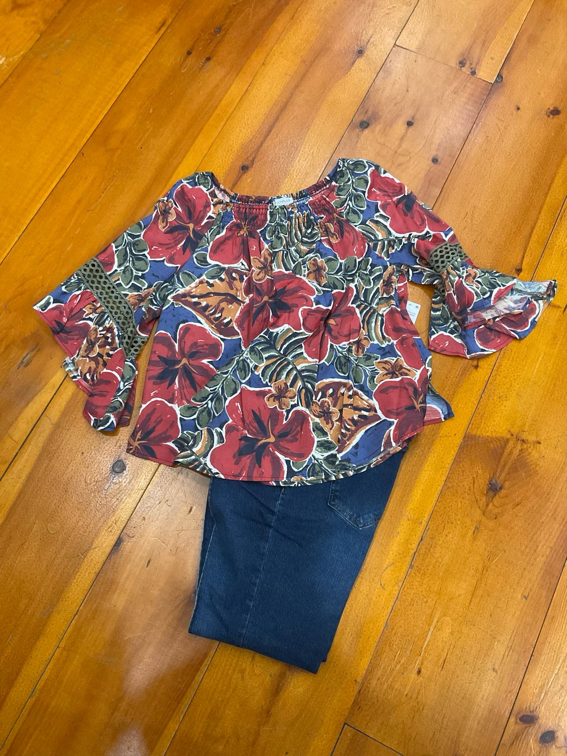 Multiples M35504TM Flounce Top-Sleeve/Neck Shirred