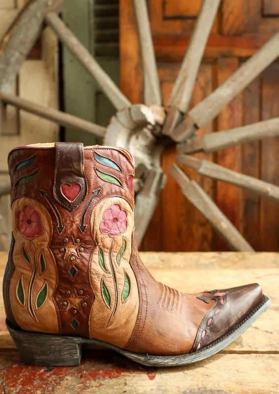 Old Gringo BL4103-1 Rosemary 7in Brass/Pink Bootie