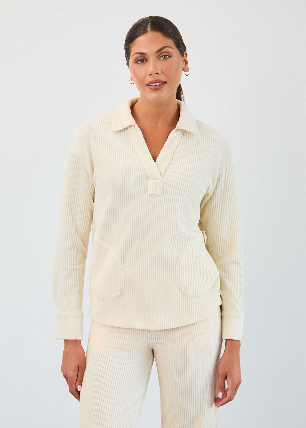 FDJ 3039148 Popover Top w/ Pockets-Creme 