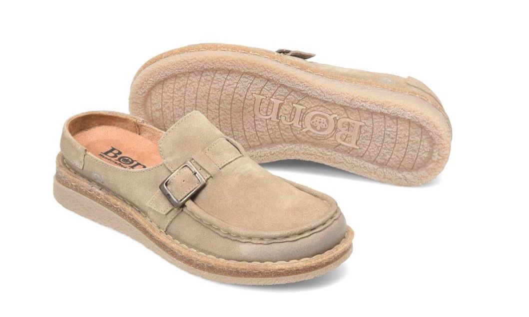 Born BR0079755 Cory Clog-Cashmere Suede Tan