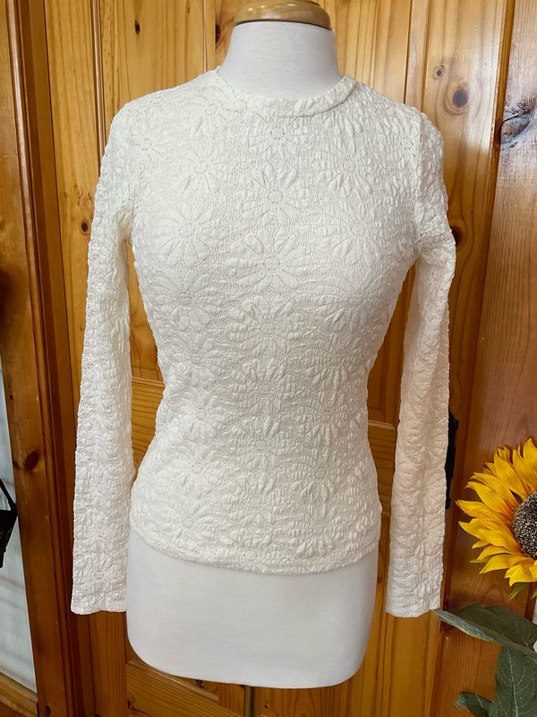 KLd. Signature KD45303 LS Textured Knit Top-Cream