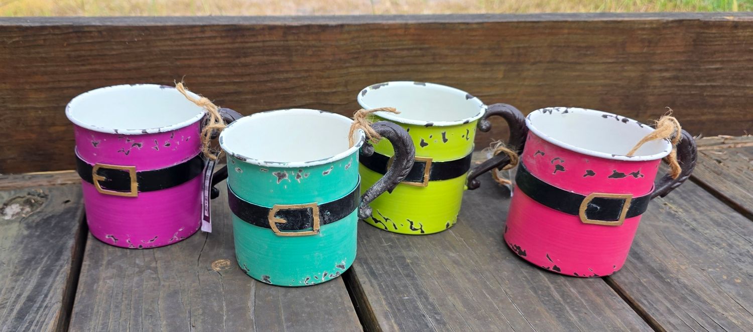 180 Degrees HK0109 Metal Santa Suit Mug