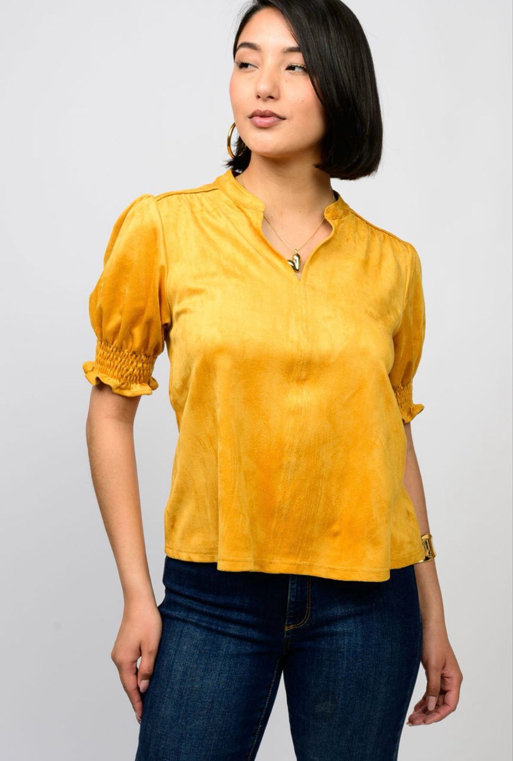 Ivy Jane 630376 Suede Top-Gold