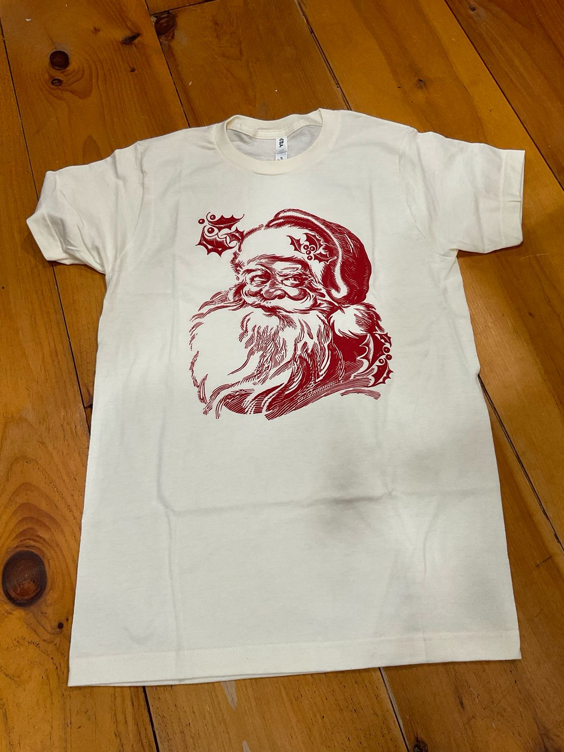 Pearls and Paper Dolls-Vintage Santa Tee