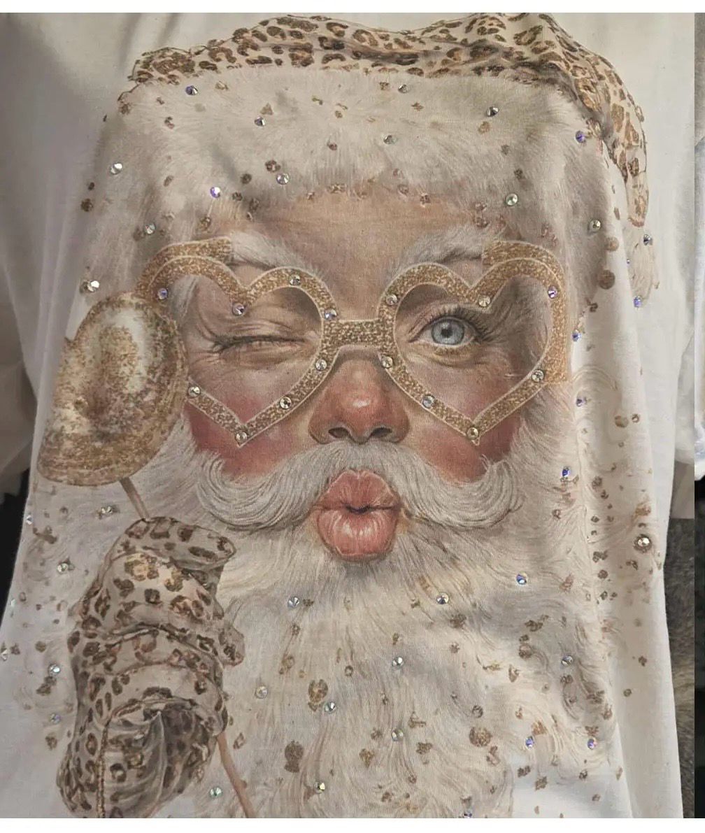 JCoons Cheetah Santa Heart Glasses Tee