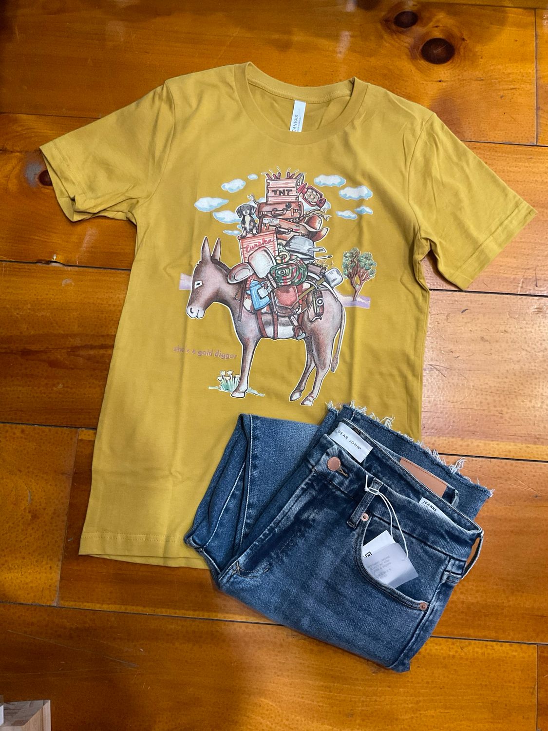 XOXOart &amp; Co. Gold Digger Tee-Mustard