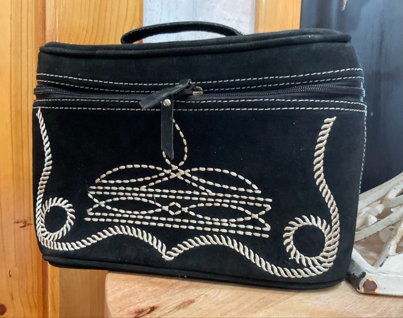 American Darling ADBGA683A Suede Jewelry Case Bag