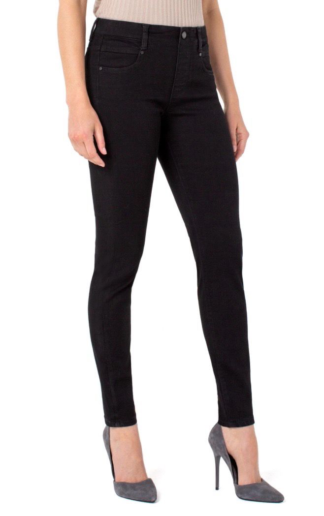 Liverpool LM2337F62 Gia Glider Skinny-Black Rinse