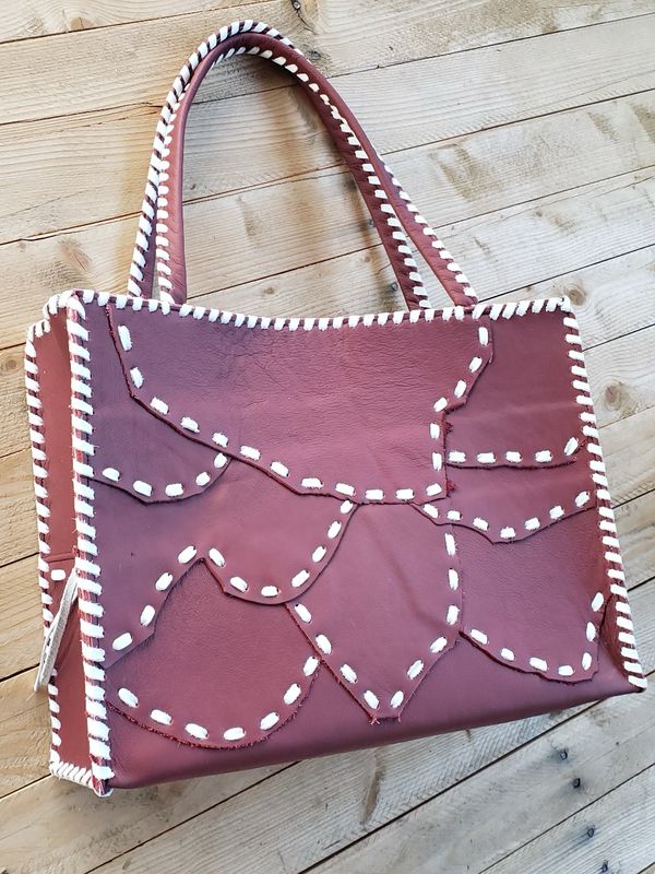 KurtMen 1911 Horizontal Wide Box Tote-DK Cherry/White