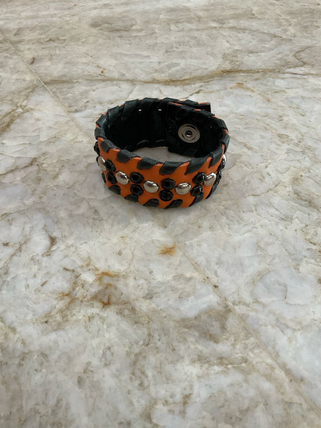 Kurtmen Asst Cuffs 
