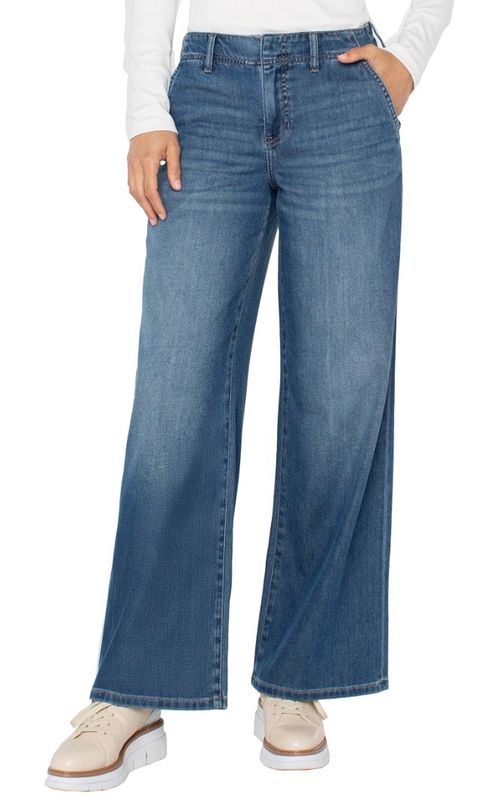 Liverpool LM4678SSL Weekender Relaxed-WalnutCreek