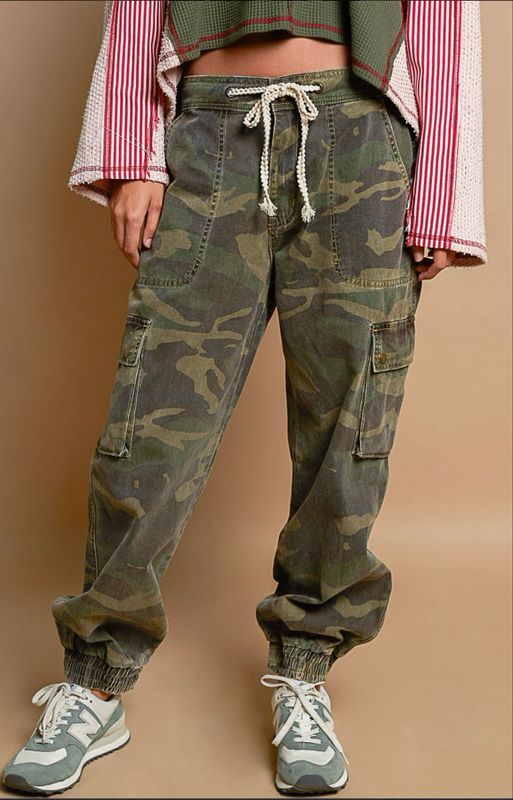 POL SMP491 Camo Twill Jogger-Olive