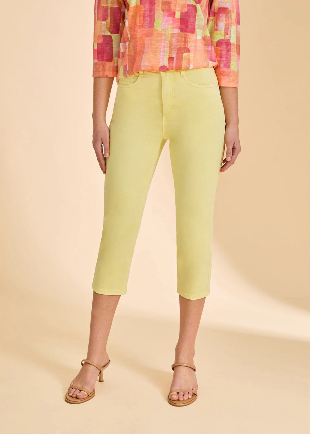 FDJ 6980511 Suzanne Capri-Pineapple