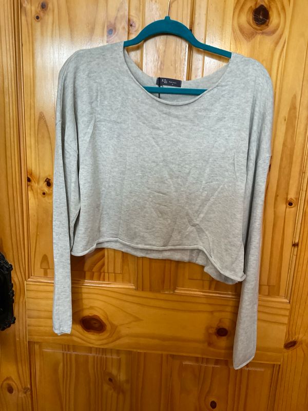 KLd. KD45440 Scoop Neck Oversize Top-Silver