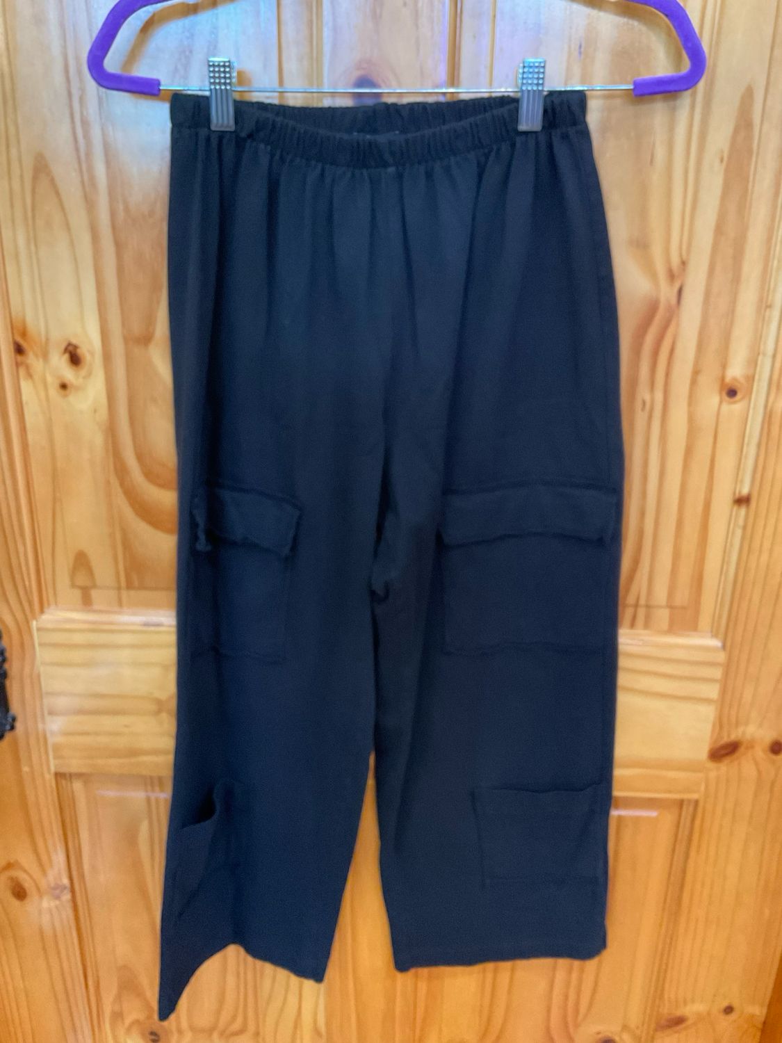 Fenini C46868 MultiPocket CropPant-Black