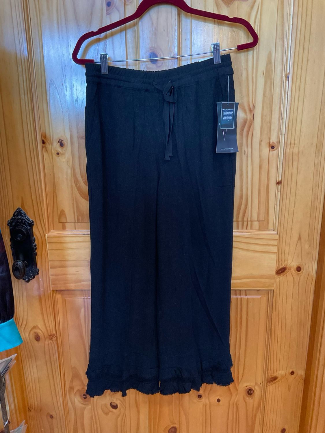 Slimsation M26721PM Ruffle Crop Pant- Black