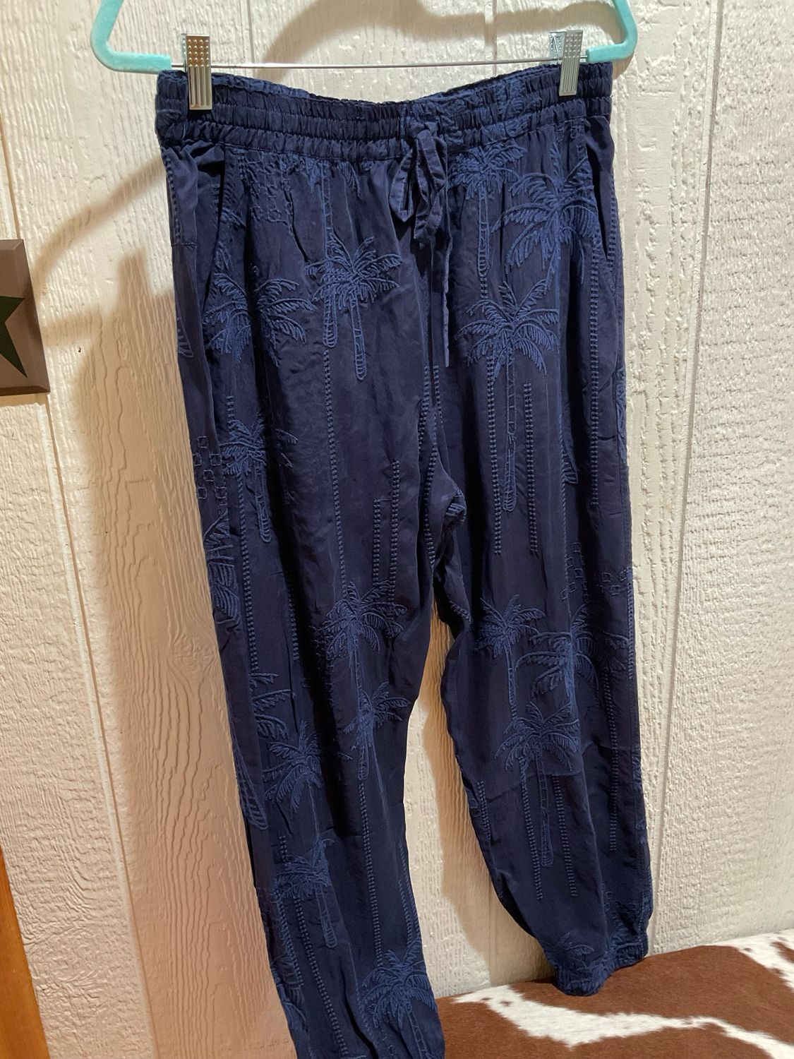 Johnny Was Esther Tonal Jogger Palm Tree-BlueNight
