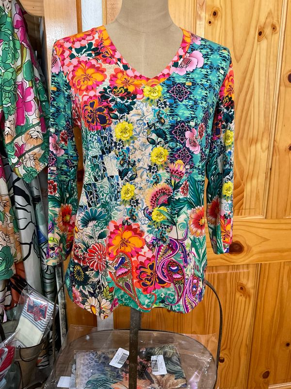 Johnny Was T14326-6 The Janie 3/4SLV VNeck-Carlina