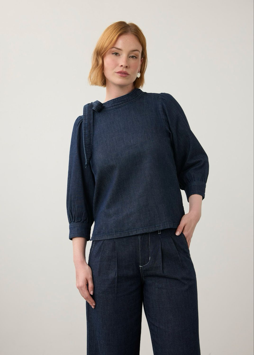 FDJ 7652992 Bow Neck Top-DK Wash