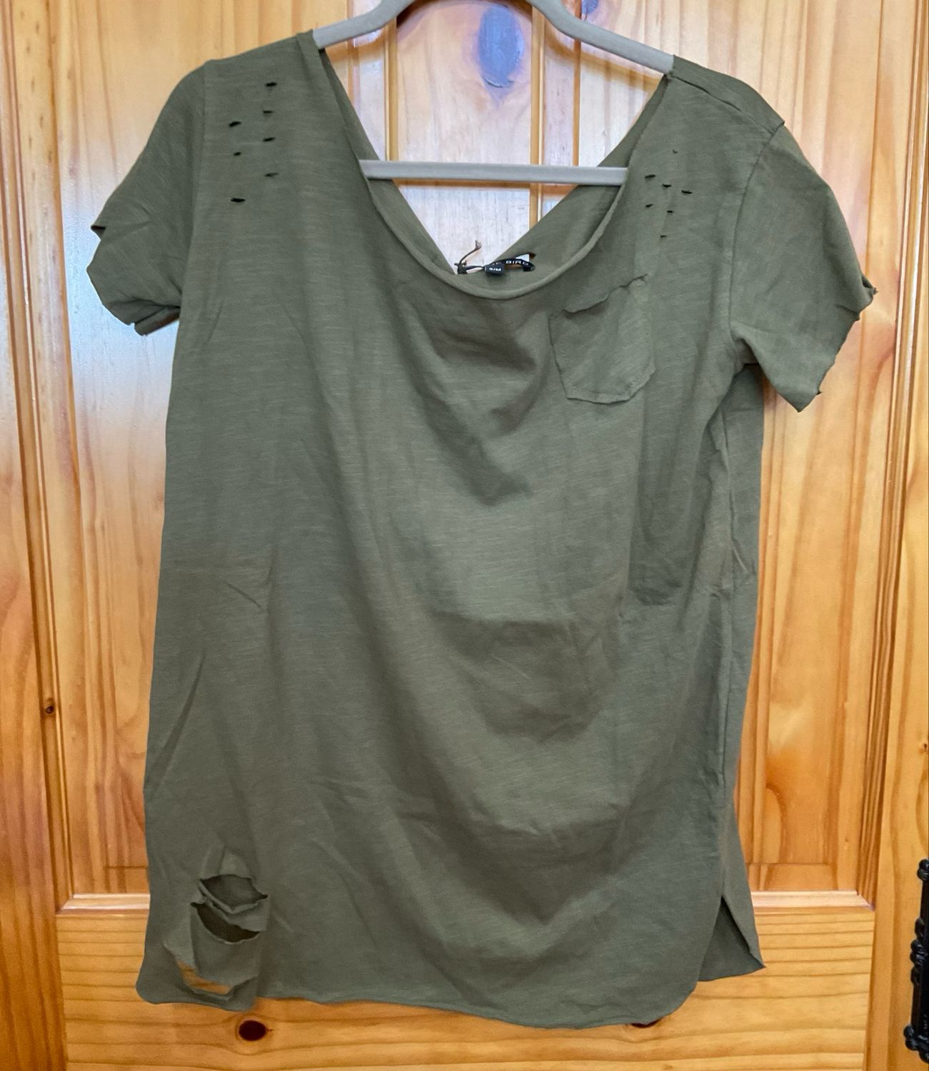 A Rare Bird Ripped &amp; Tattered Tee-Olive