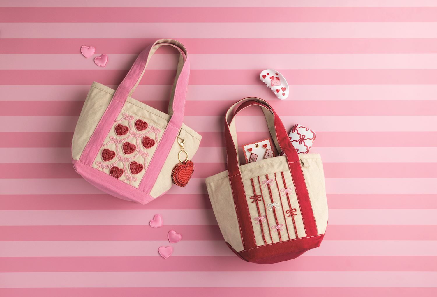 MudPie 82160159 Valentine Beaded Mini Tote
