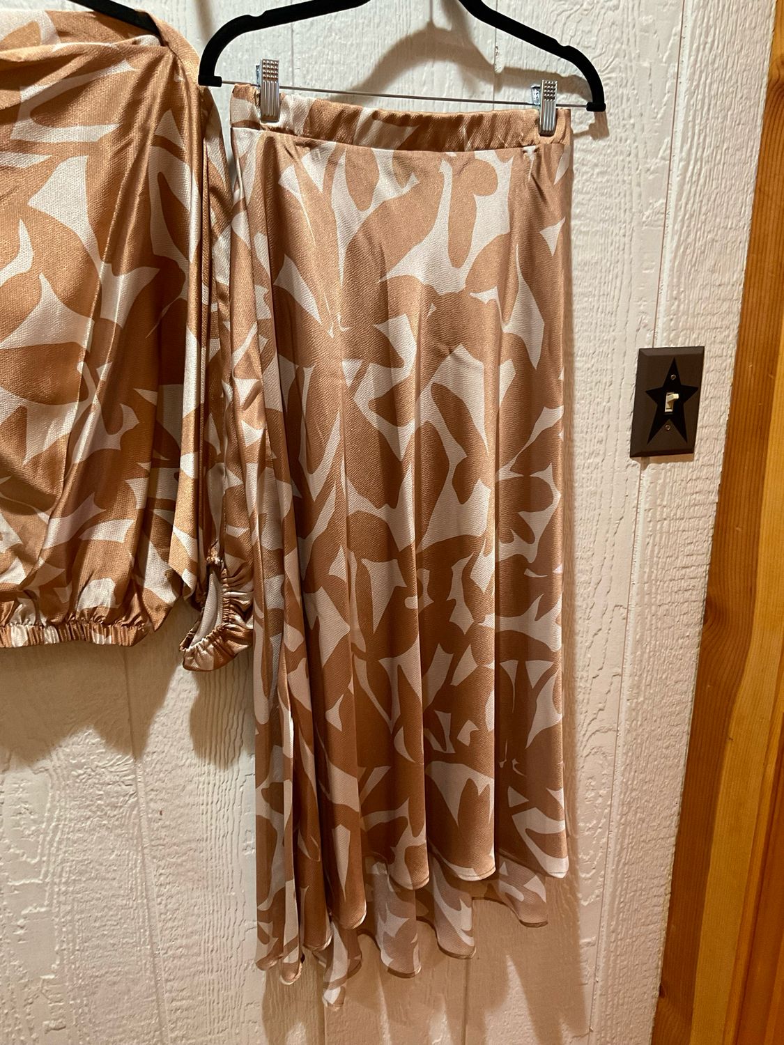 KLd. 60379 Satin Printed Midi Swing Skirt-Tan