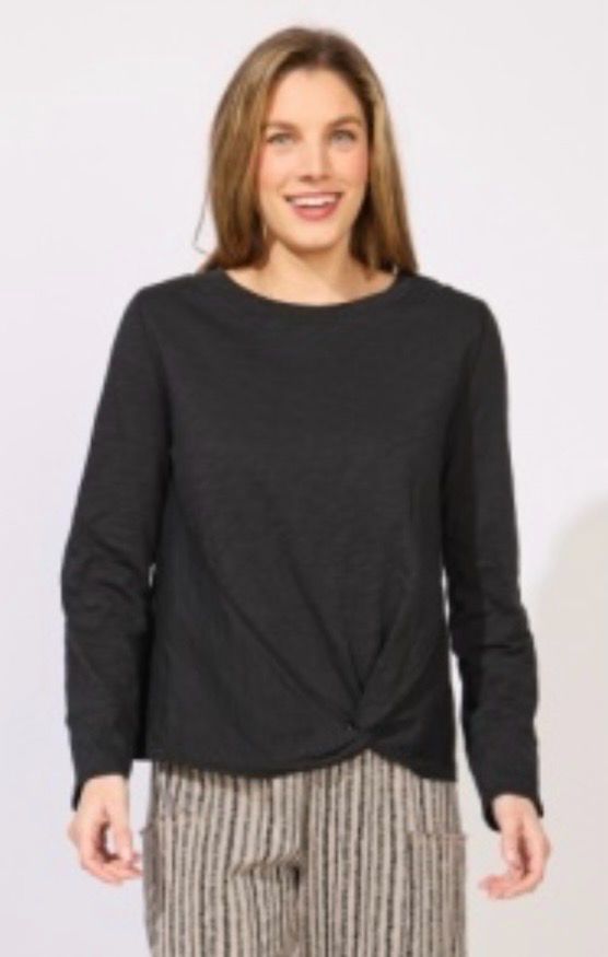 Habitat 10033 Escape Twist Pullover-Black