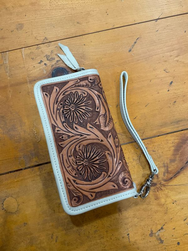 Double J Saddlery LZW-0-1403 Ladies Zipper Wallet/Wristlet-Eggshell