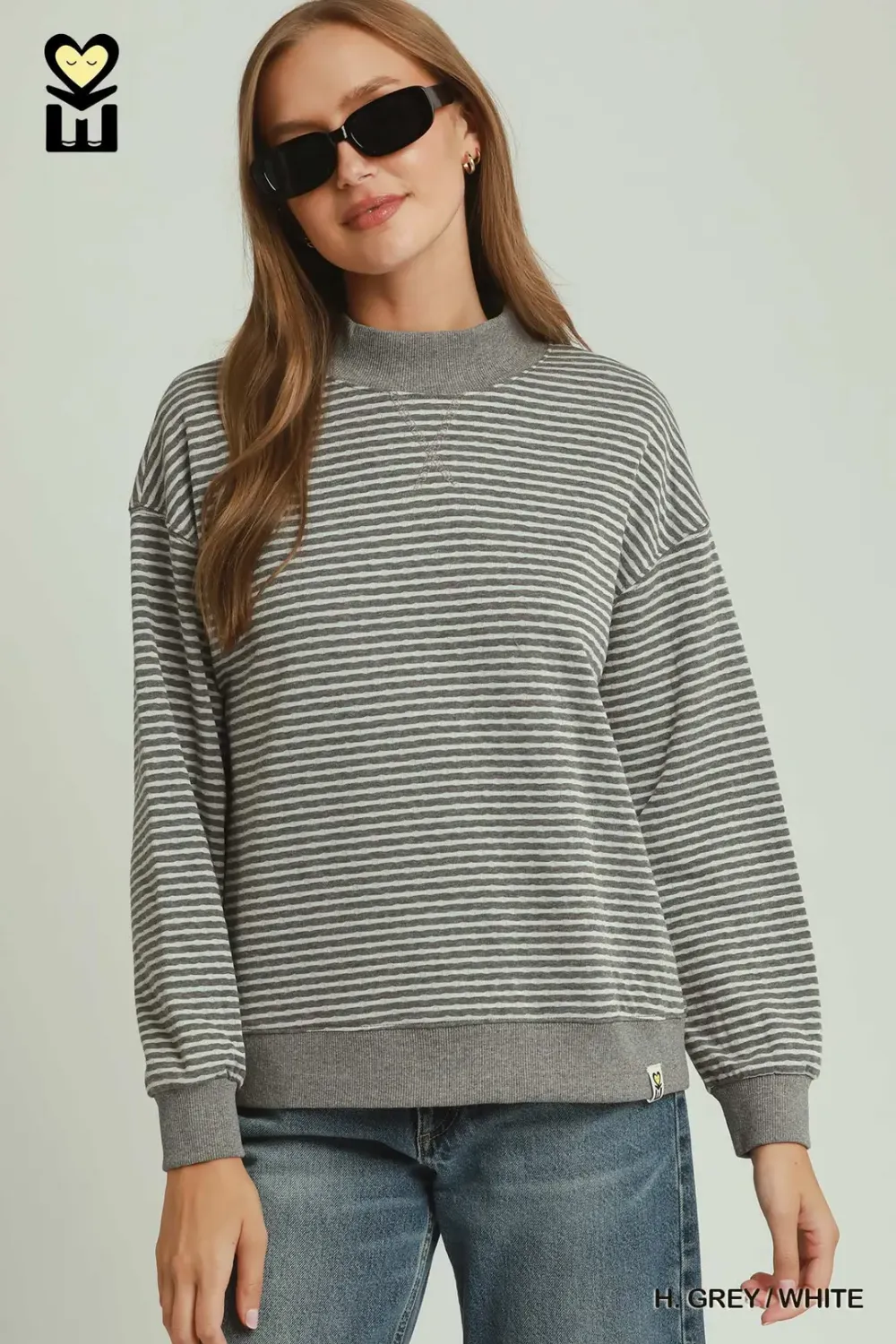 Umgee H1210 Reversible Stripe/Polka Pullover-Grey