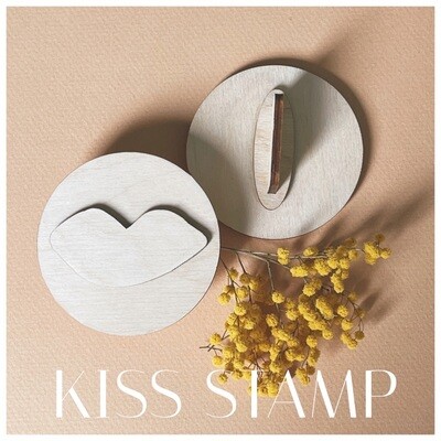 Bluberry Kidsroom Wooden Stamp – Lips