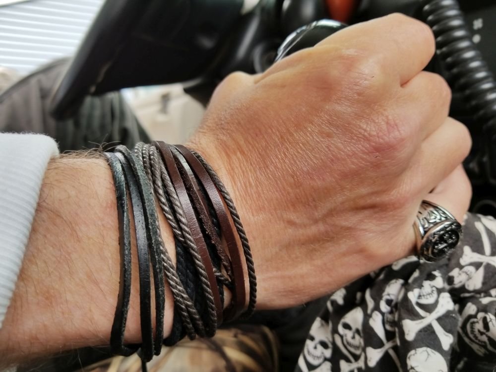 Genuine Leather and Hemp Wrap Bracelet