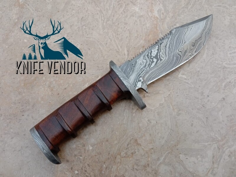 Hunting knife