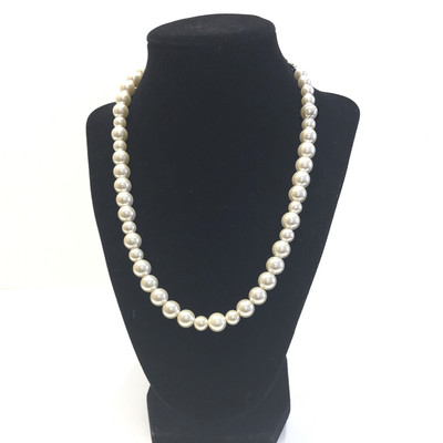 Plain Jane Pearl Necklace