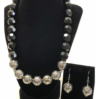Black and Silver Necklace