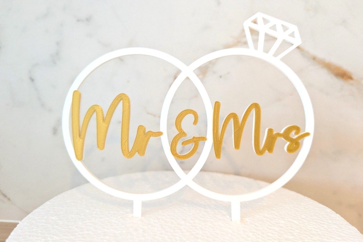 Taarttopper huwelijk - ringen Mr &amp; Mrs