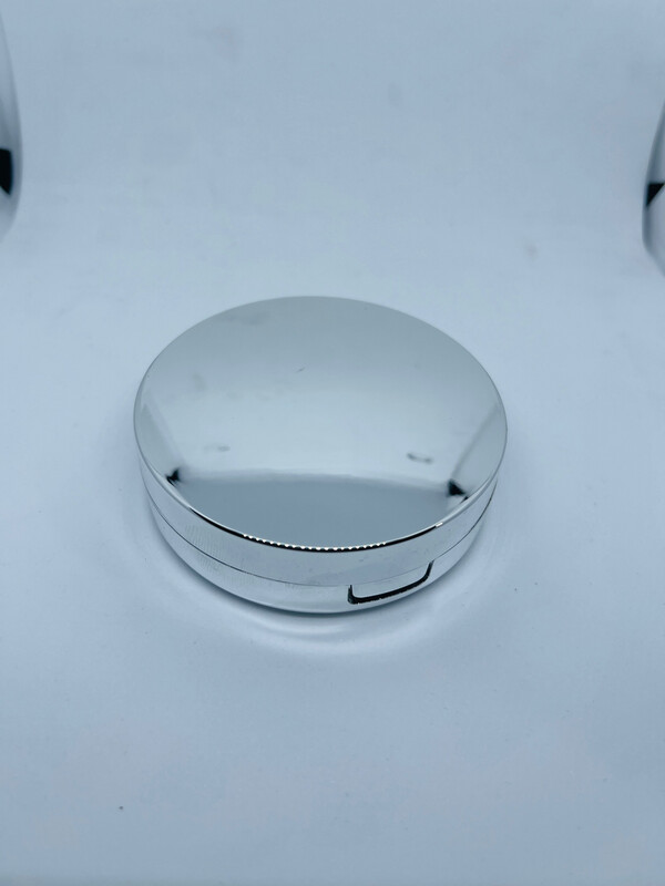 Metallic Silver Lens Carry Kit
