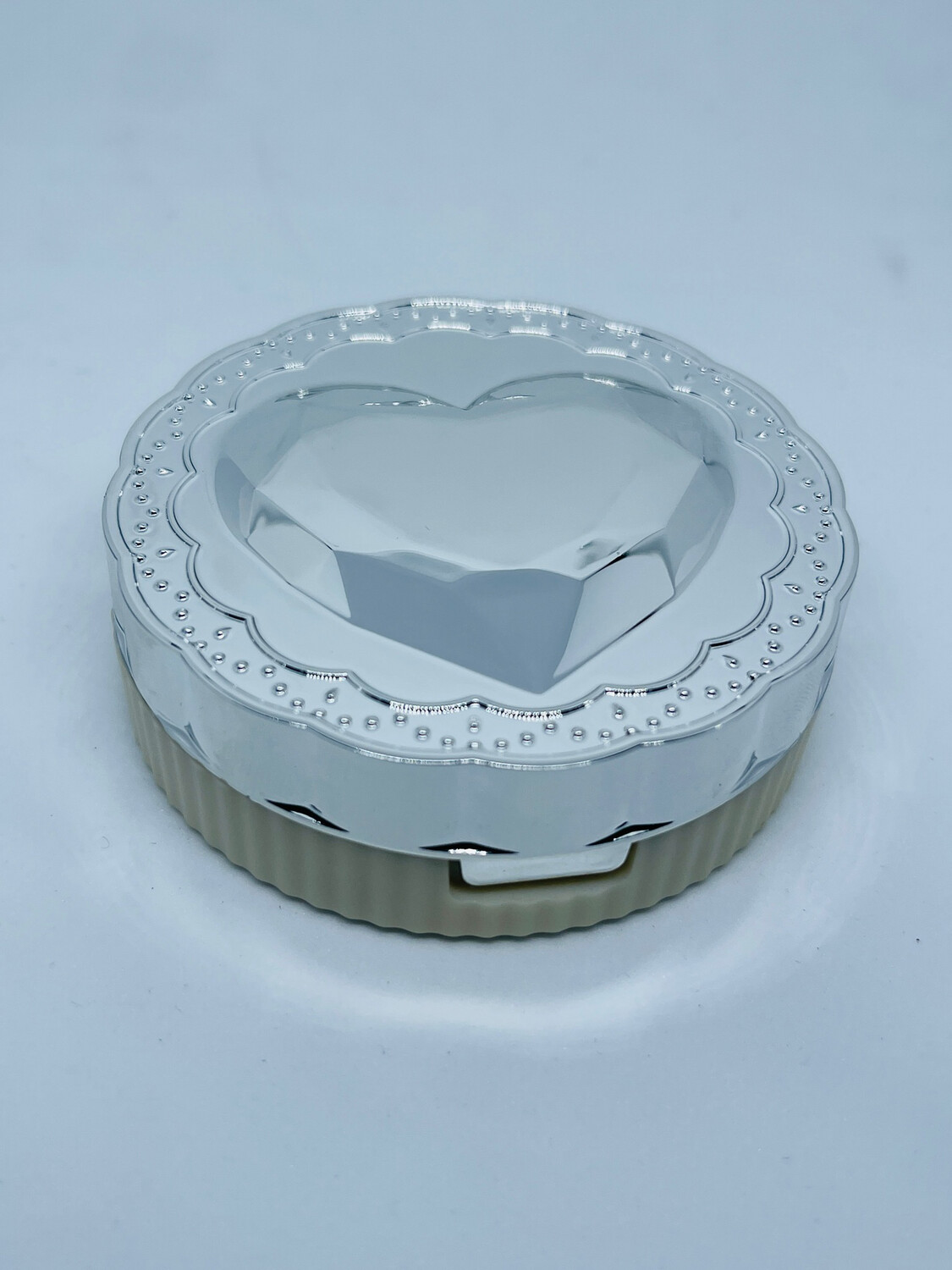 Silver Heart Lens Carry Kit