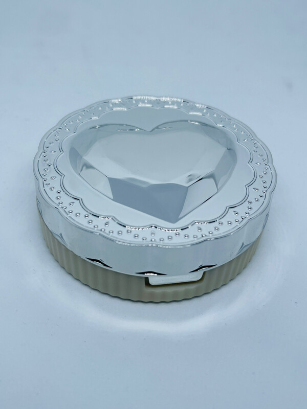 Silver Heart Lens Carry Kit