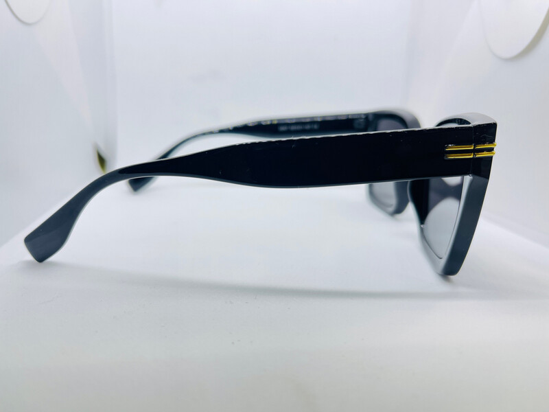 Classic Cateye Black 