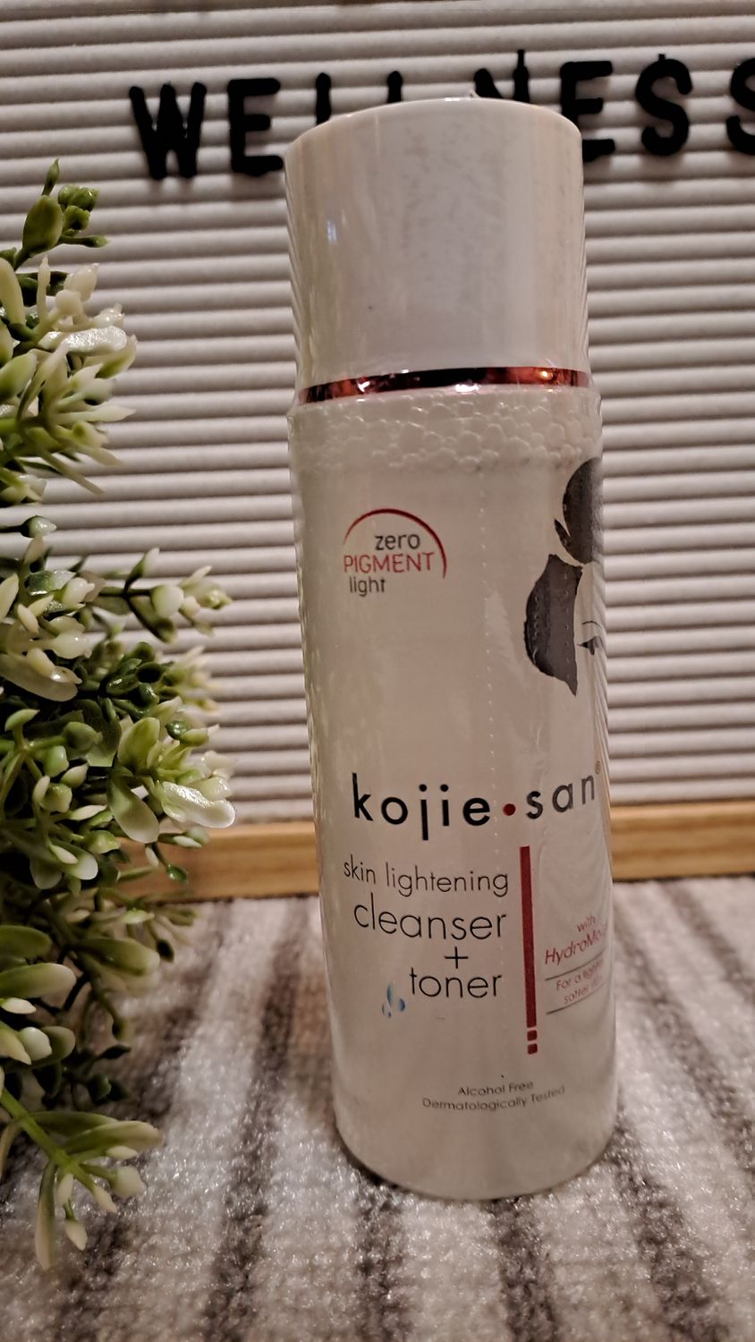 KOJIE SAN SKIN LIGHTENING CLEANSER +TONER 100ML EXP MARCH 4,2026
