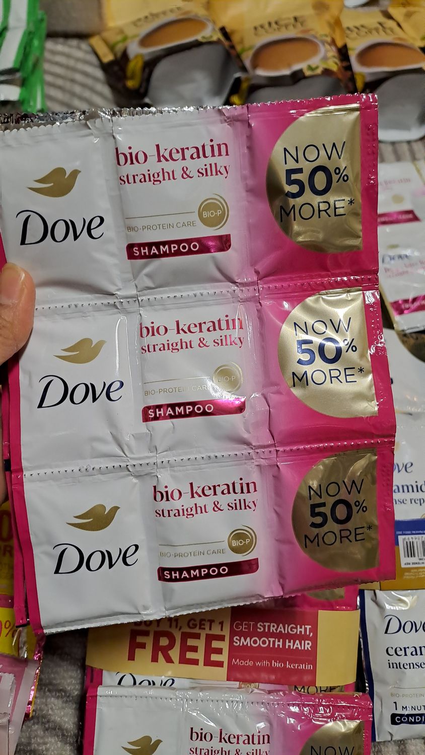 DOVE BIO+KERATIN  STRAIGHT &amp;SILK SHAMPOO 12 SACHETS