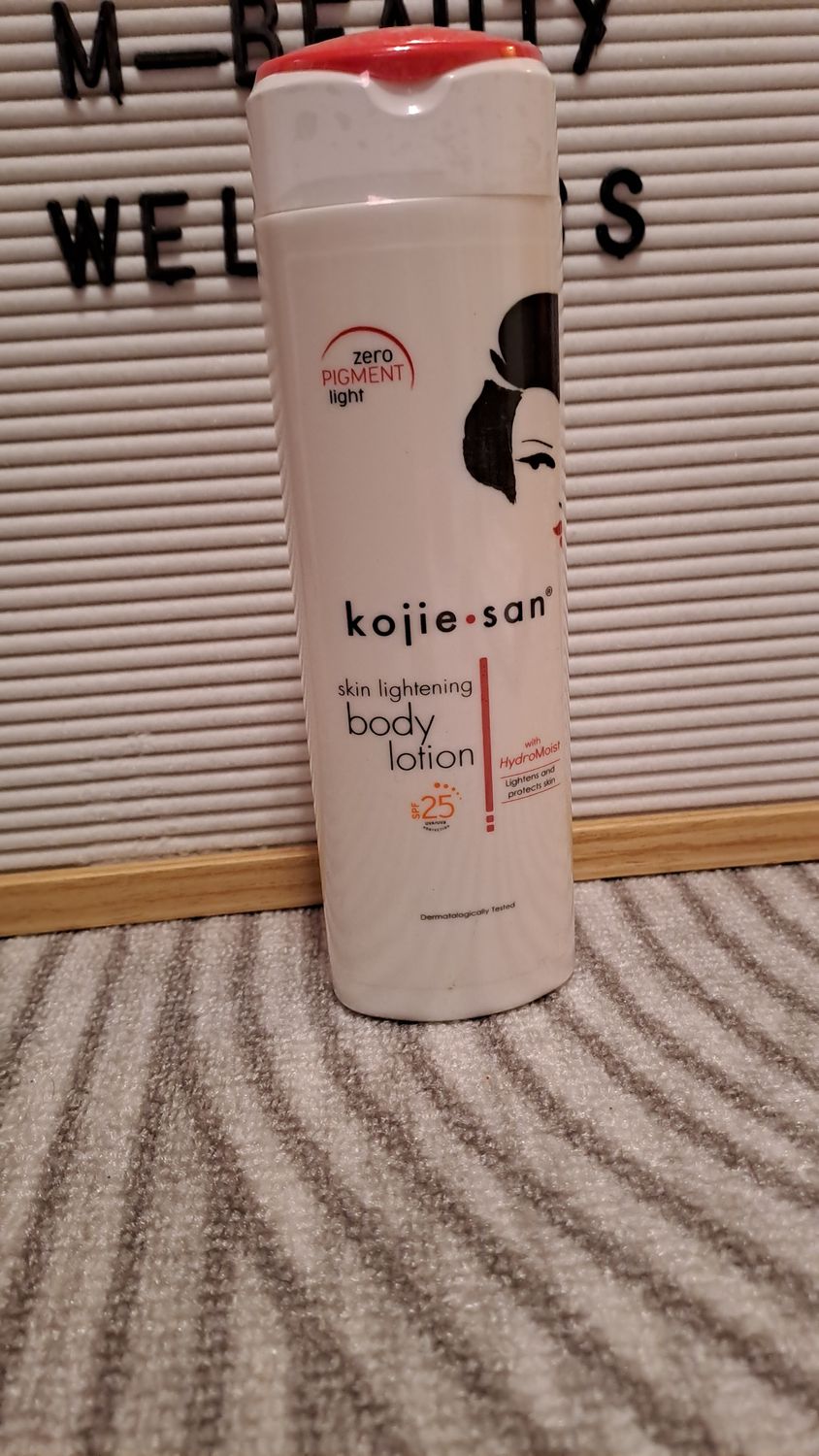 KOJIE SAN BODY LOTION SKIN LIGHTENING SPF25 250ML EXP JUNE 03.2026