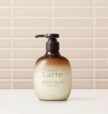 KRACIE MA &ME MOISTURIZING LATTE BODY MILK LOTION 310G EXP SEP 21.2028