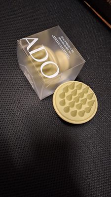 LADOR SCALP MASSAGER SHAMPOO BRUSH