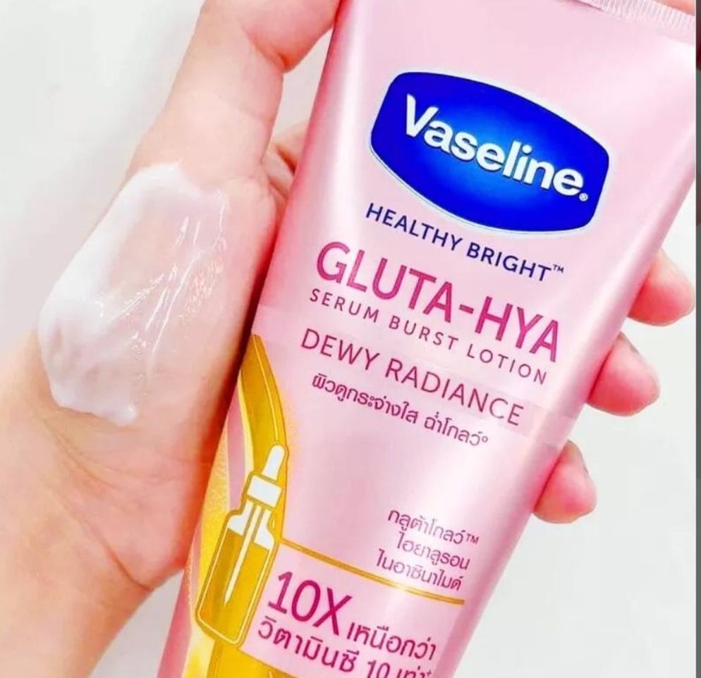 VASELINE GLUTA HYA SERUM BURST LOTION DEWY RADIANCE 290ML EXP SEP 23,2028 VASELINE GLUTA HYA SERUM BURST LOTION DEWY RADIANCE 290ML EXP SEP 23,2028