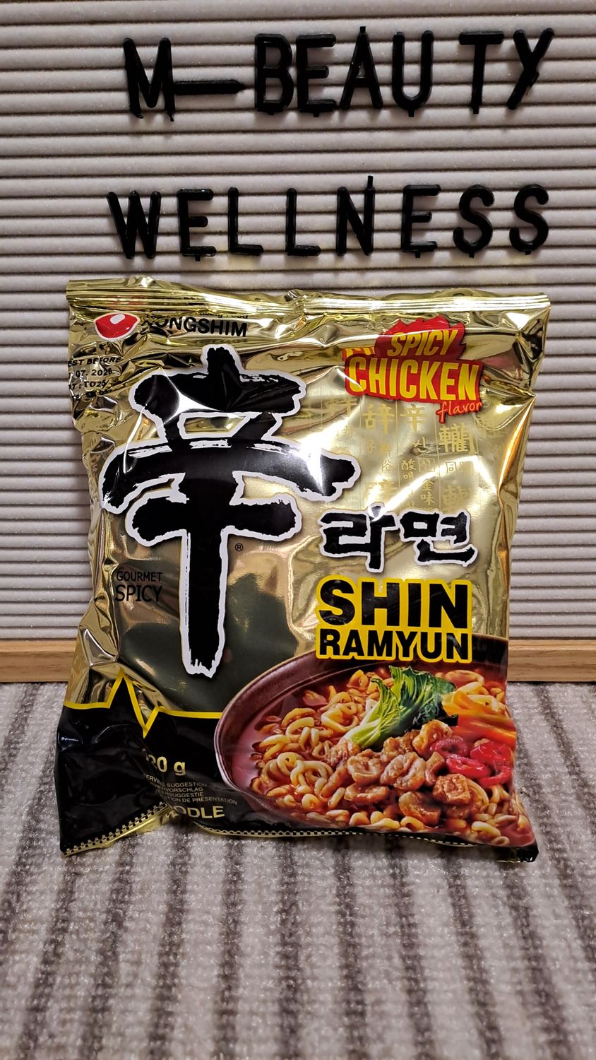Nongshim Ramyun Chicken Spicy Nongshim Ramyun Chicken Spicy
